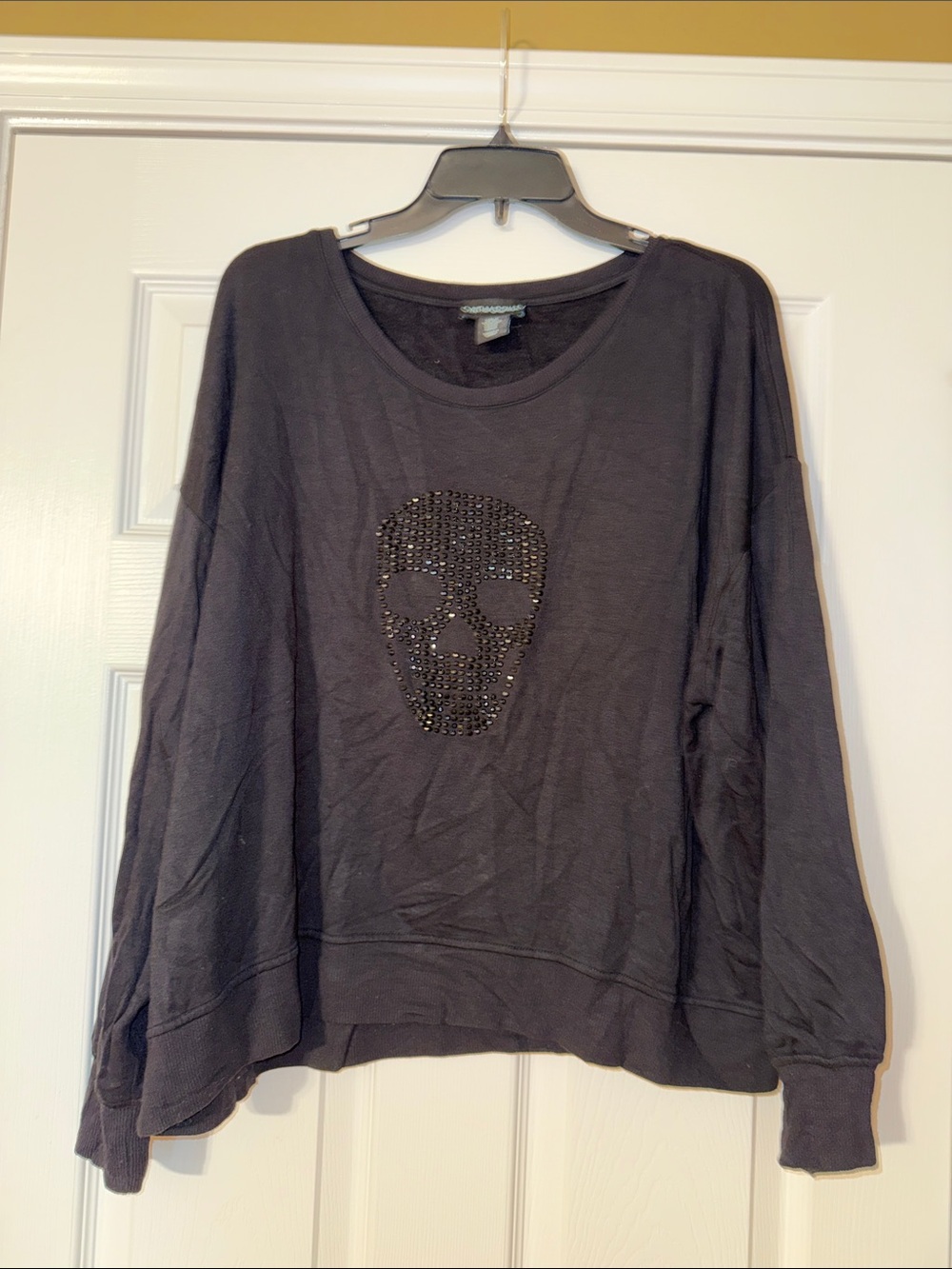Cynthia Rowley black studded skull pullover sweatshirt XL